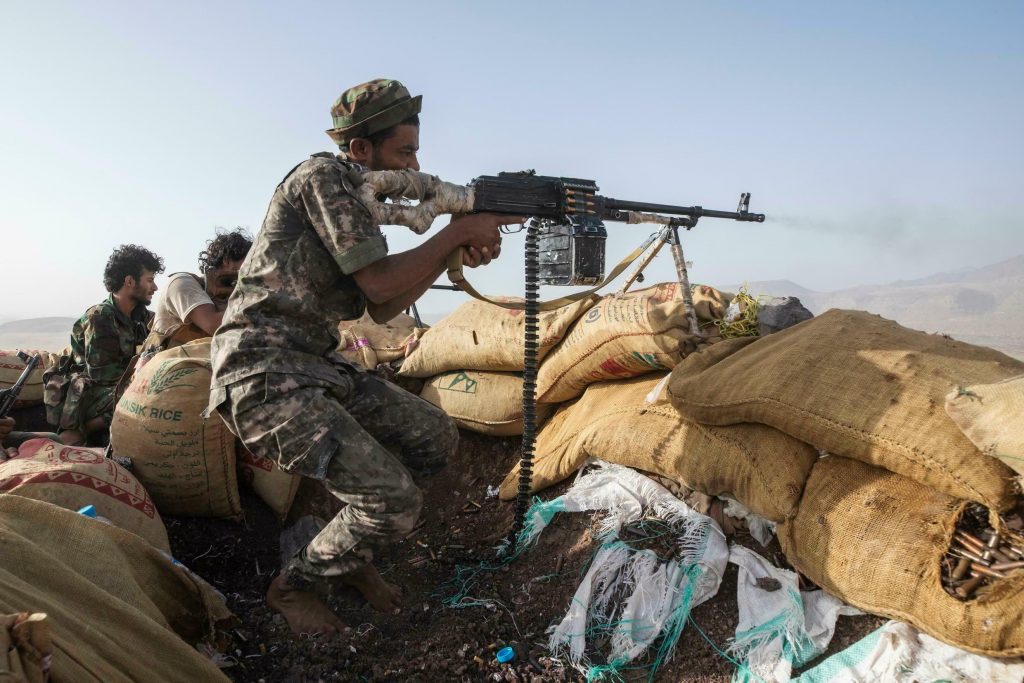 معارك متواصلة جنوبي “مأرب”  والجيش يعلن عن مقتل العشرات من عناصر ميليشيا الحوثي