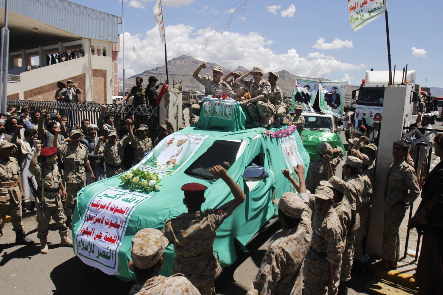 وحدة الرصد: مقتل أكثر من 1900 من عناصر ميليشيا الحوثي خلال 5 أشهر